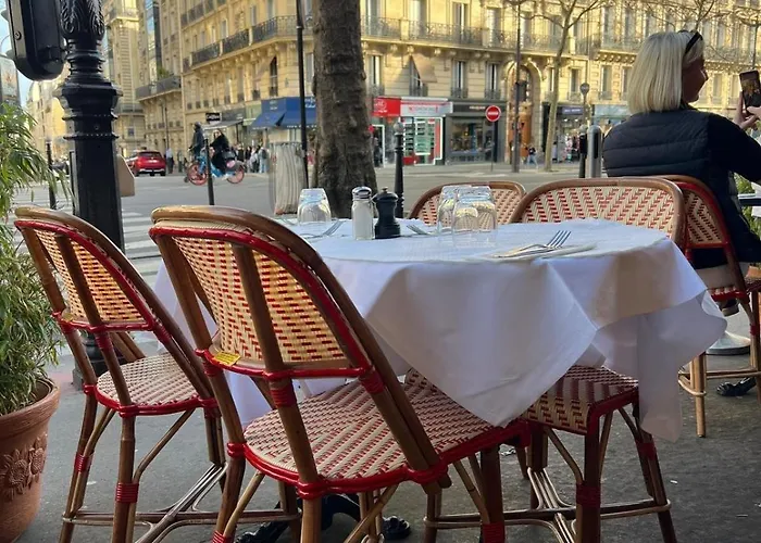 Апартаменты Elegant Trocadero