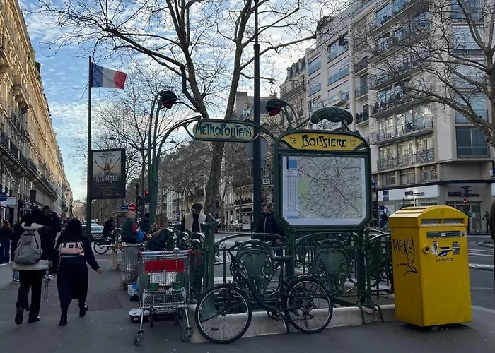 Elegant Trocadero Апартаменты